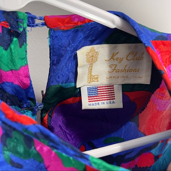 Vintage women’s bright floral long sleeve satin midi dress - Picture 3 of 5